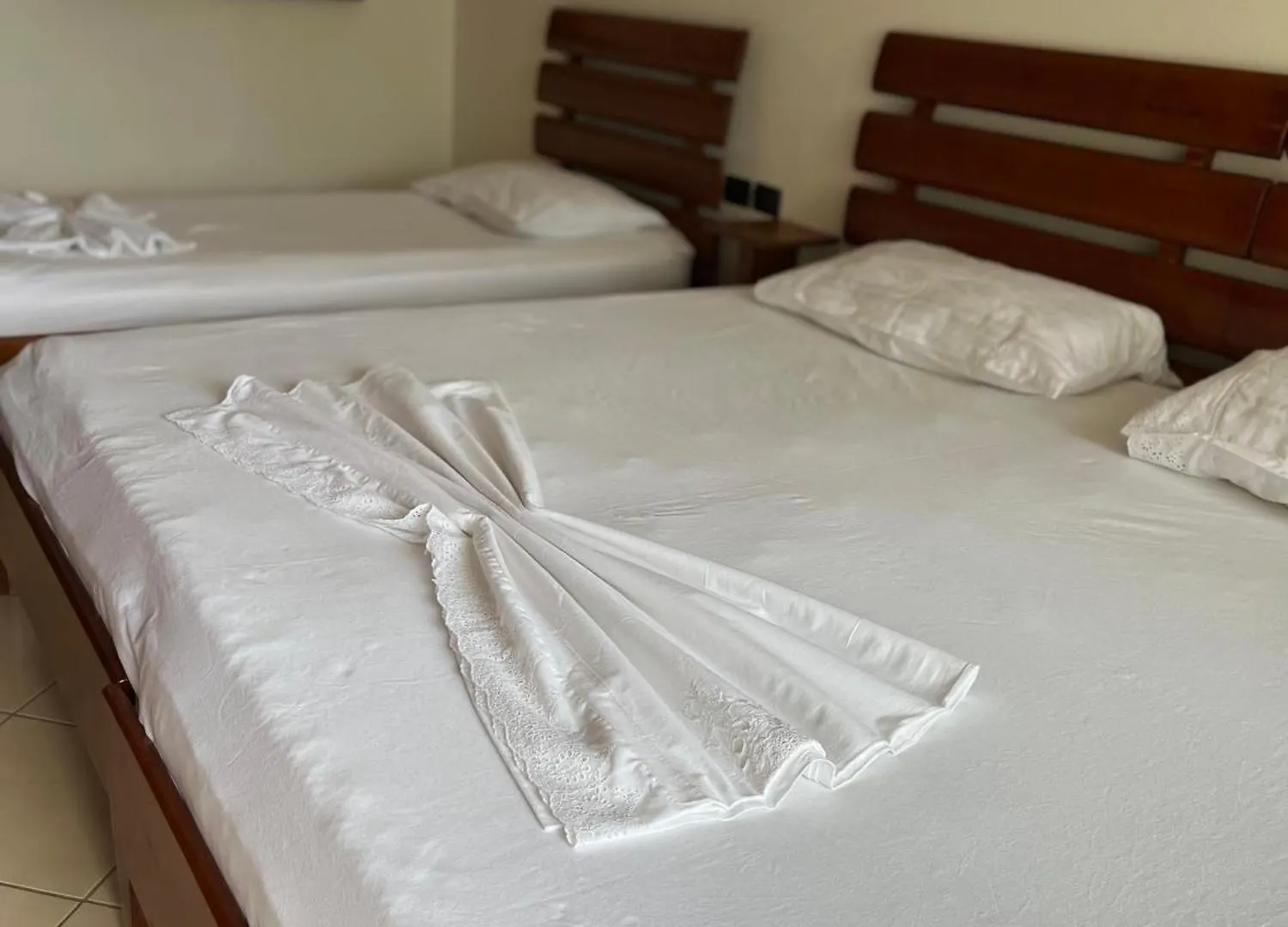 Sea View Apartment Wlora 0*,  Albania